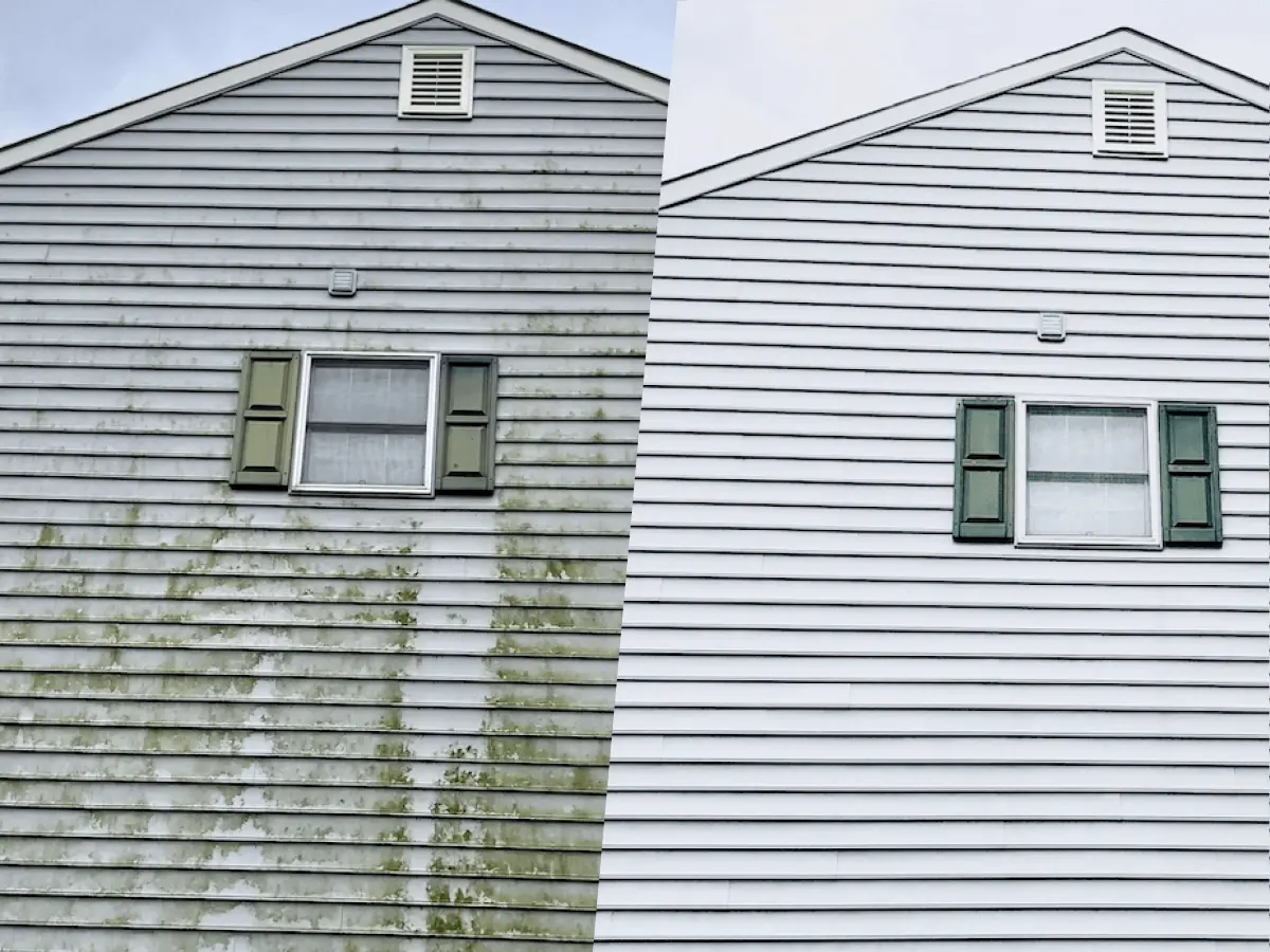 Before and after - vinyl siding house washing in Edgewood Atlanta